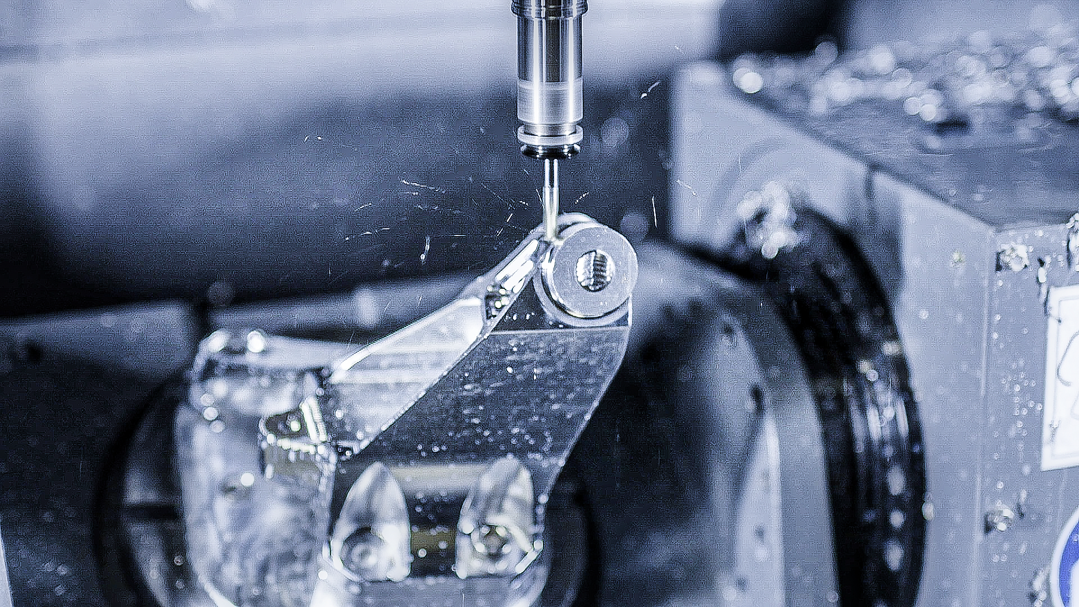 5-Axis CNC Machining - 5-Sided & Full 5-Axis with Hurco